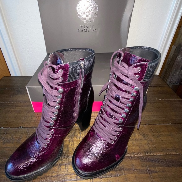 NEW Vince Camuto size 6 zip/lace bootie - Picture 2 of 4